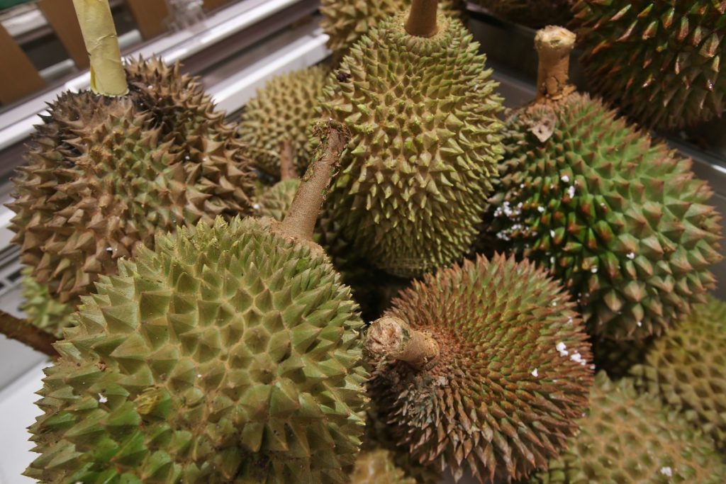 Fructul Durian are un gust ca de ceapă, dar  e healthy