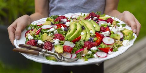 Fructul de avocado inclus în dieta zilnică ne poate face mai sănătoși